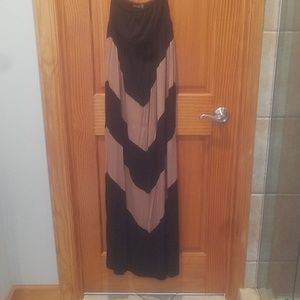NWOT Strapless Maxi dress